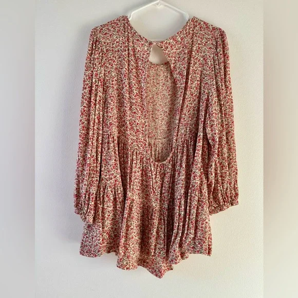 American Eagle open back flowy floral blouse - Picture 6 of 7